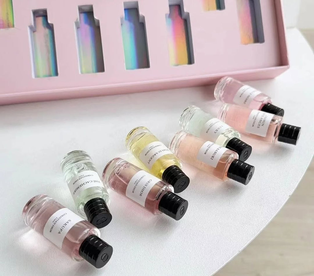 Dior Perfume Miniatures Collection – 16 Pieces Premium Quality